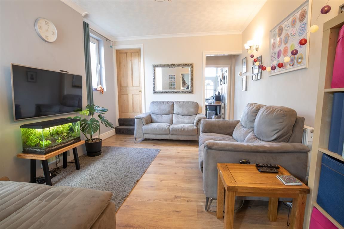 3 bed end terrace house for sale in Holly Street, Stapenhill, BurtonOn