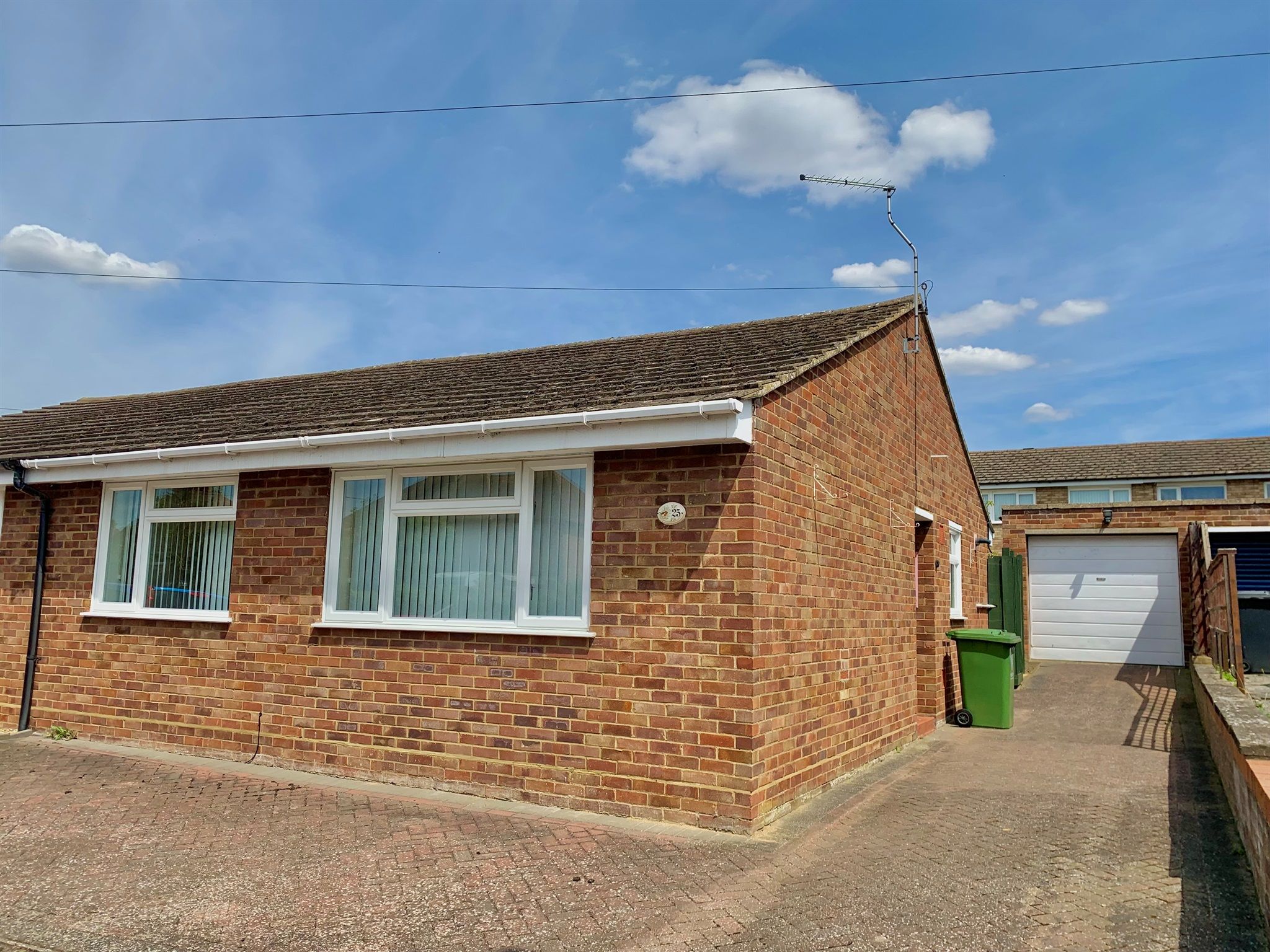 2 bed semidetached bungalow for sale in Water Lane, Melbourn, Royston