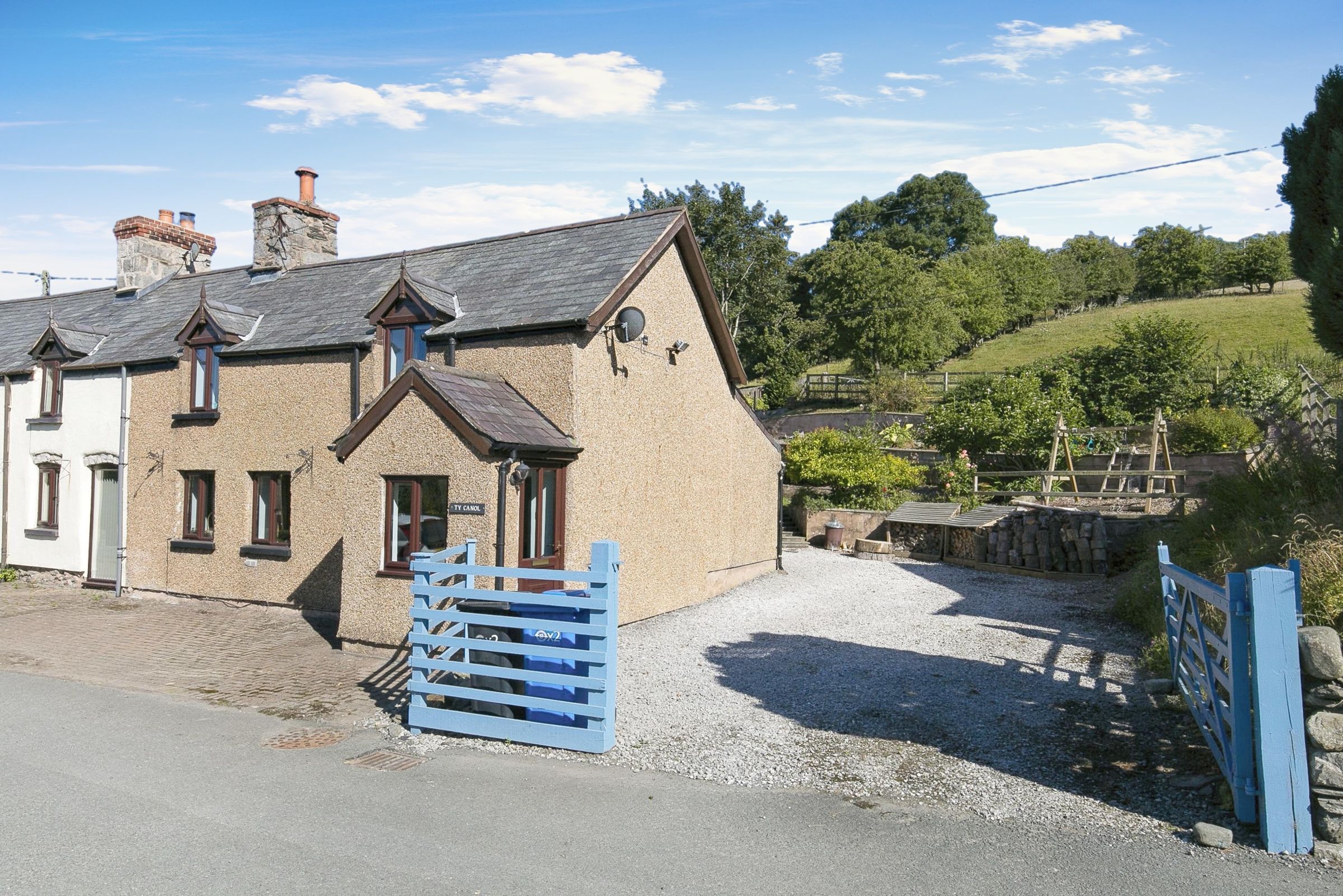 3 bed semidetached house for sale in Bryn Saith Marchog, Corwen LL21