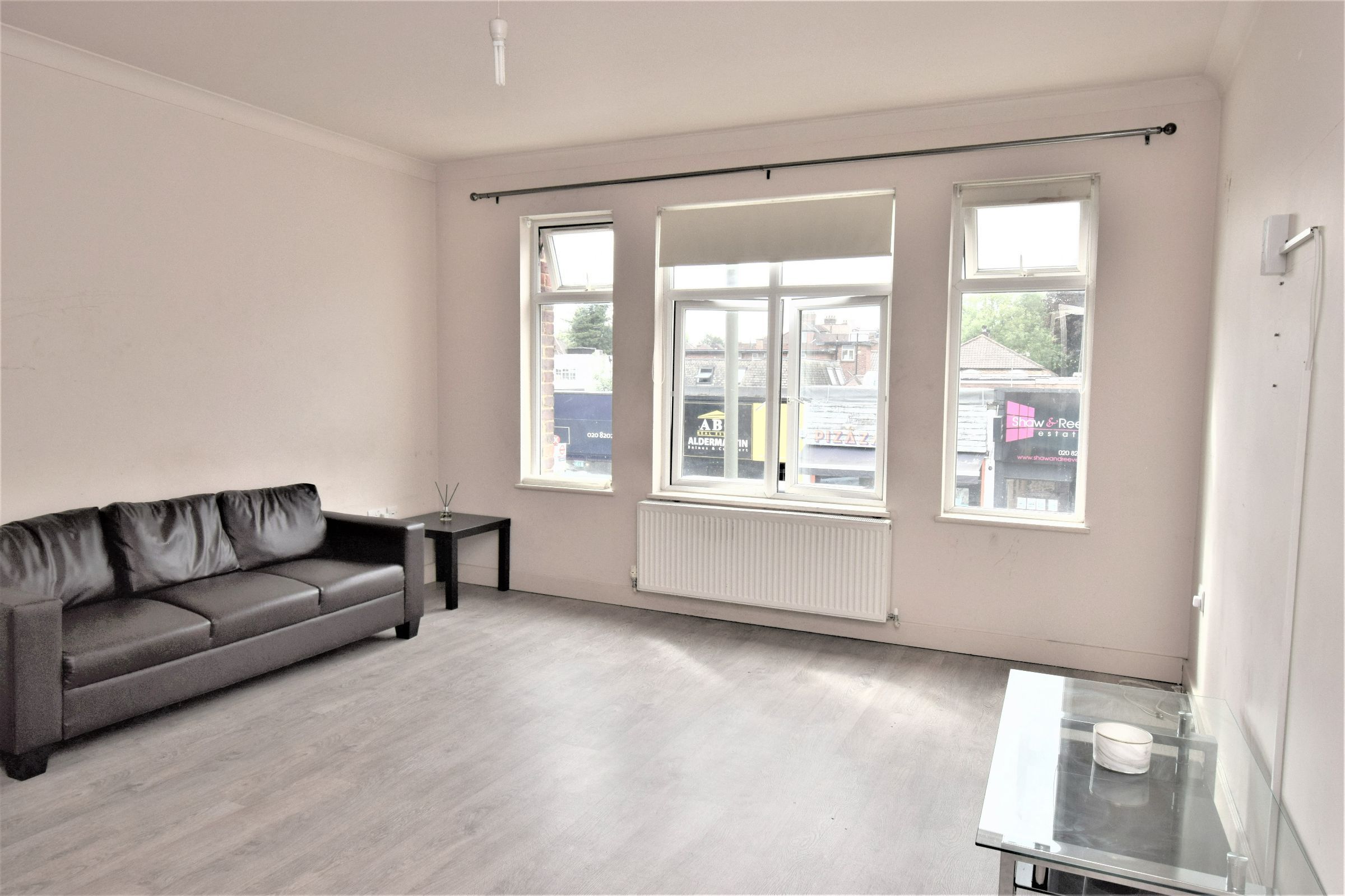 2 bed flat to rent in Brent Street, London NW4 Zoopla