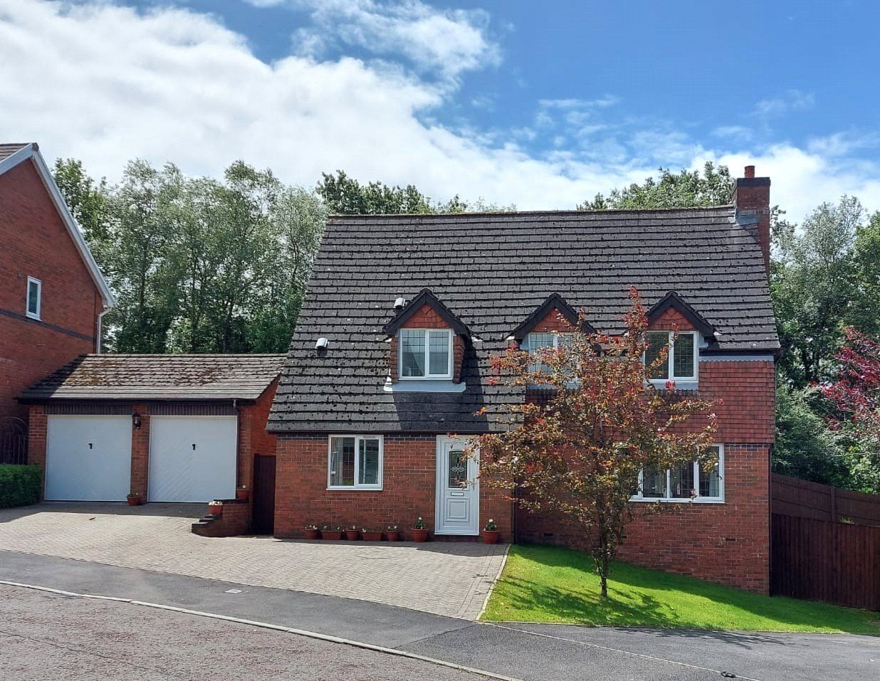 5 bed detached house for sale in Clos Cerdinen, Tircoed Forest Village