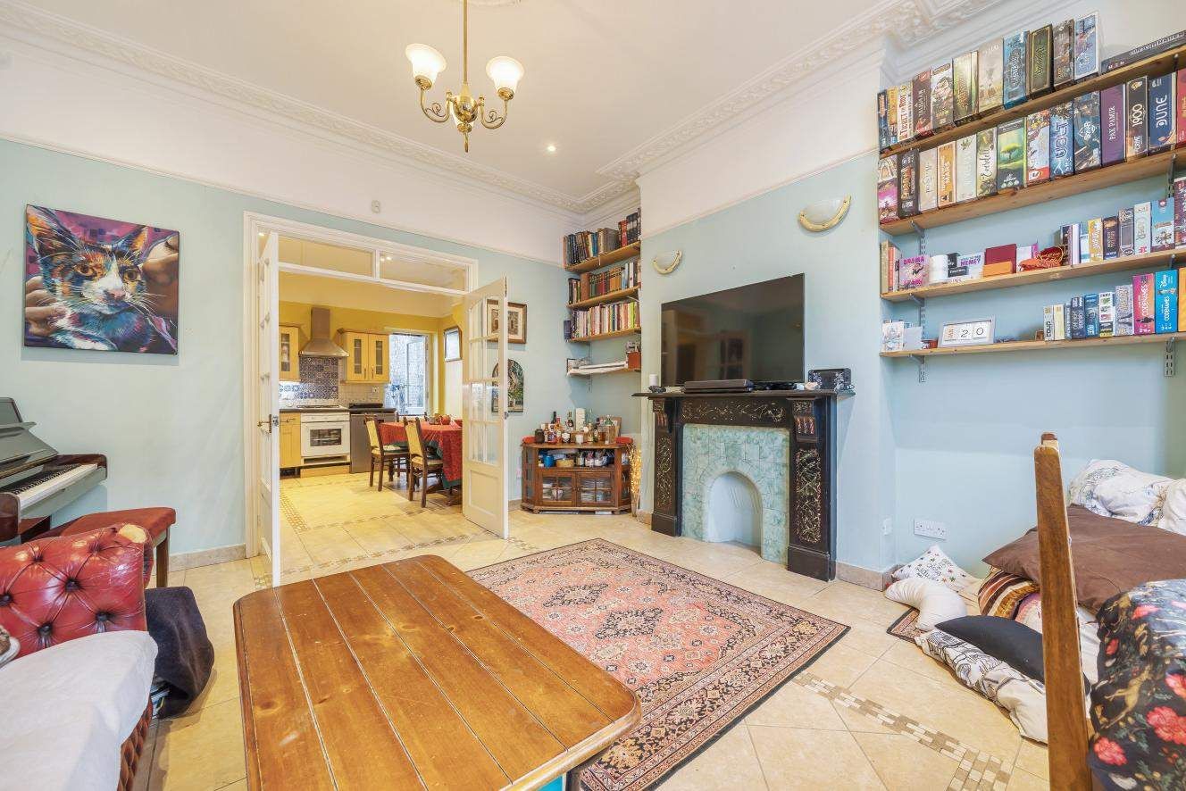 6 bed terraced house for sale in Frithville Gardens, London W12 Zoopla