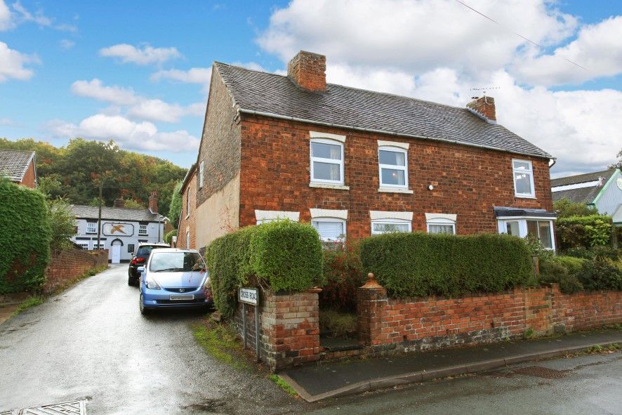 4 bed semidetached house for sale in 88 New Road, Wrockwardine Wood