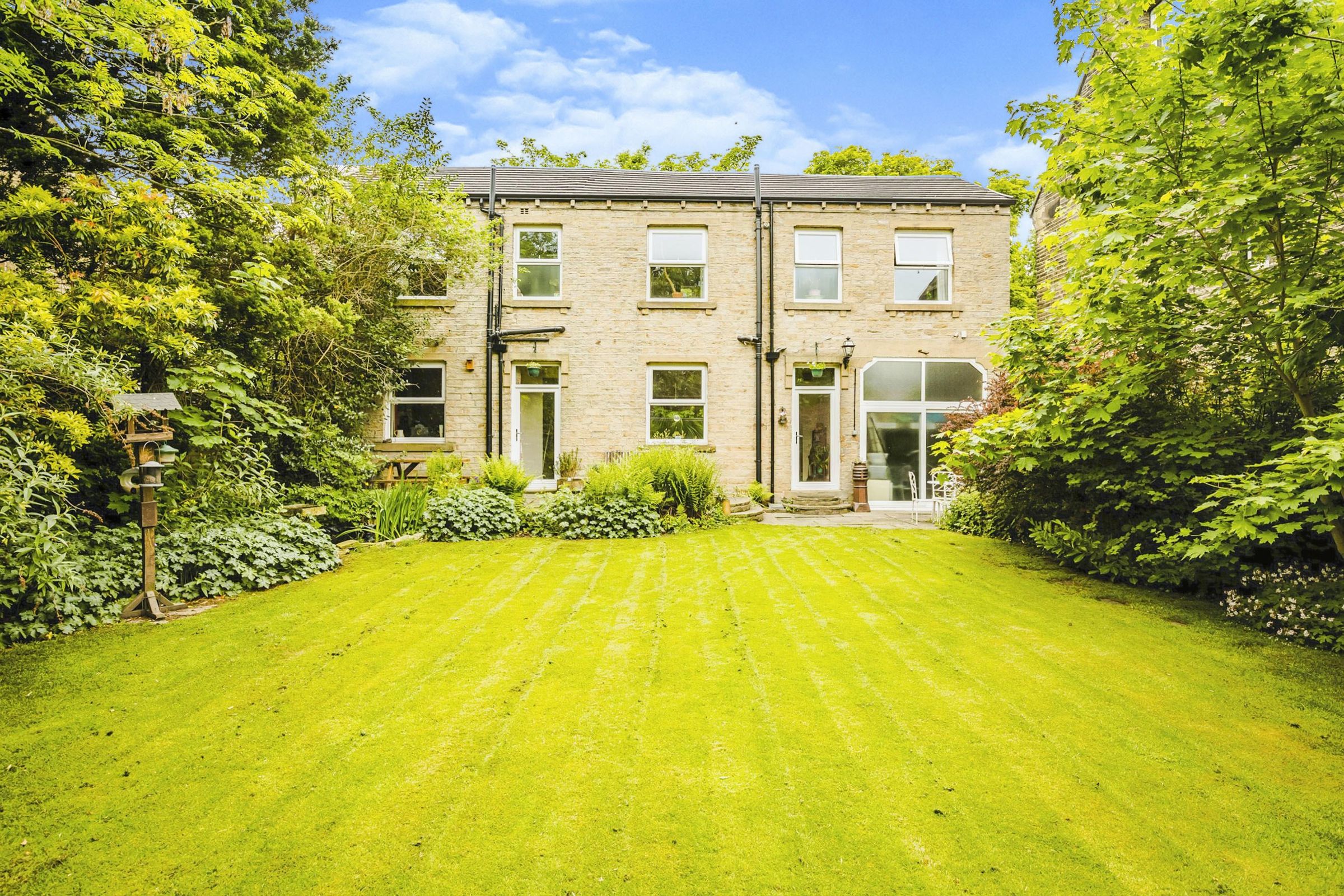 3 bed detached house for sale in Tunnacliffe Road, Newsome, Huddersfield, West Yorkshire HD4