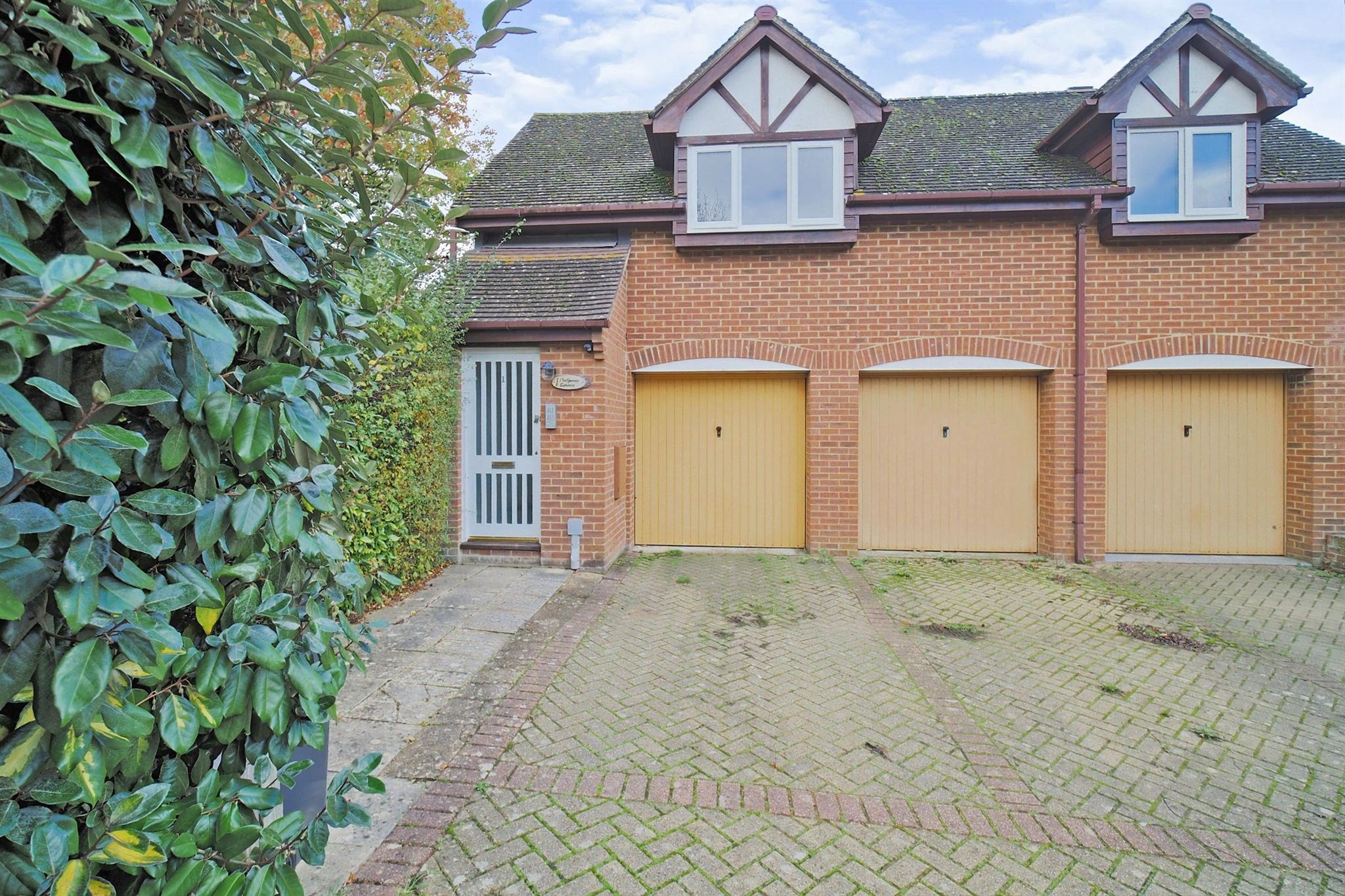 1 bed property for sale in Montgomery Gardens, Salisbury SP2 Zoopla