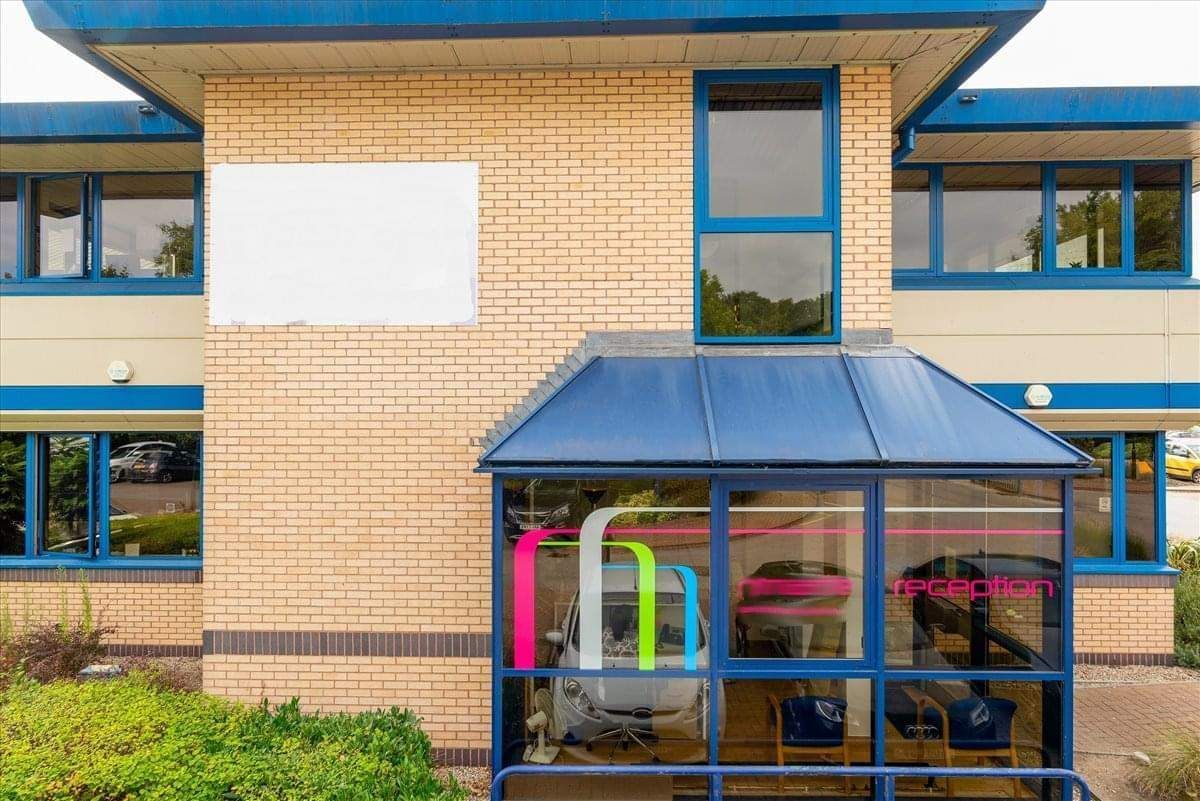 Serviced office to let in Indigo House, Mulberry Business Park, Fishponds Road, Wokingham RG41