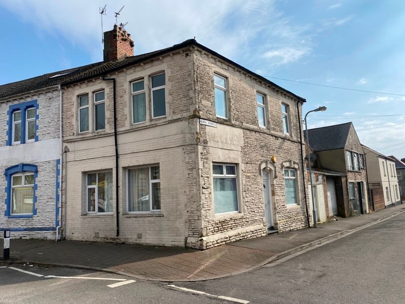 4 bed end terrace house for sale in Walker Road Splott, Cardiff CF24