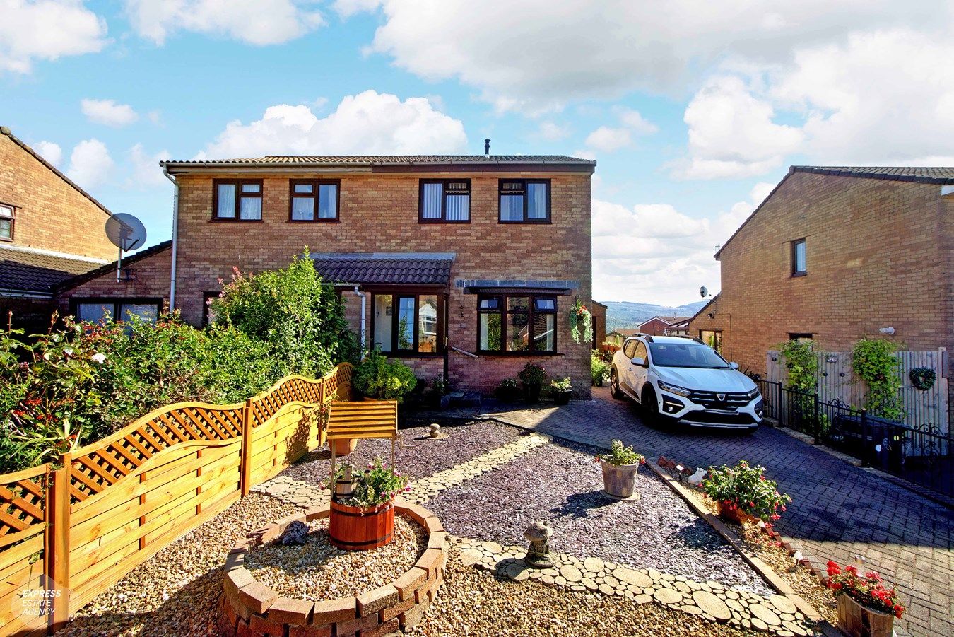 3 bed semidetached house for sale in Blaen Wern, Cwmdare, Aberdare