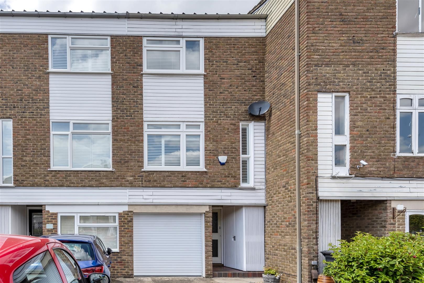 2 bed town house for sale in Elm Road, Kingston Upon Thames KT2 Zoopla