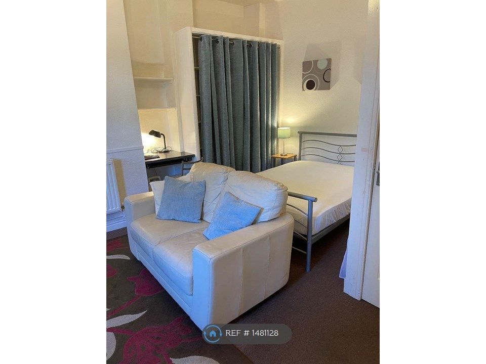 1 bed flat to rent in Peel Street, Liverpool L8 Zoopla