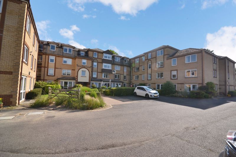 2 bed flat for sale in Court, Stamford PE9 Zoopla
