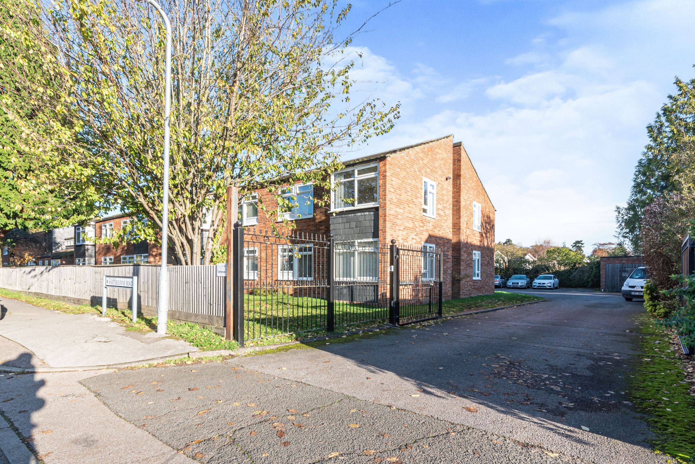 1 bed flat for sale in Hartsbourne Road, Earley, Reading RG6 Zoopla