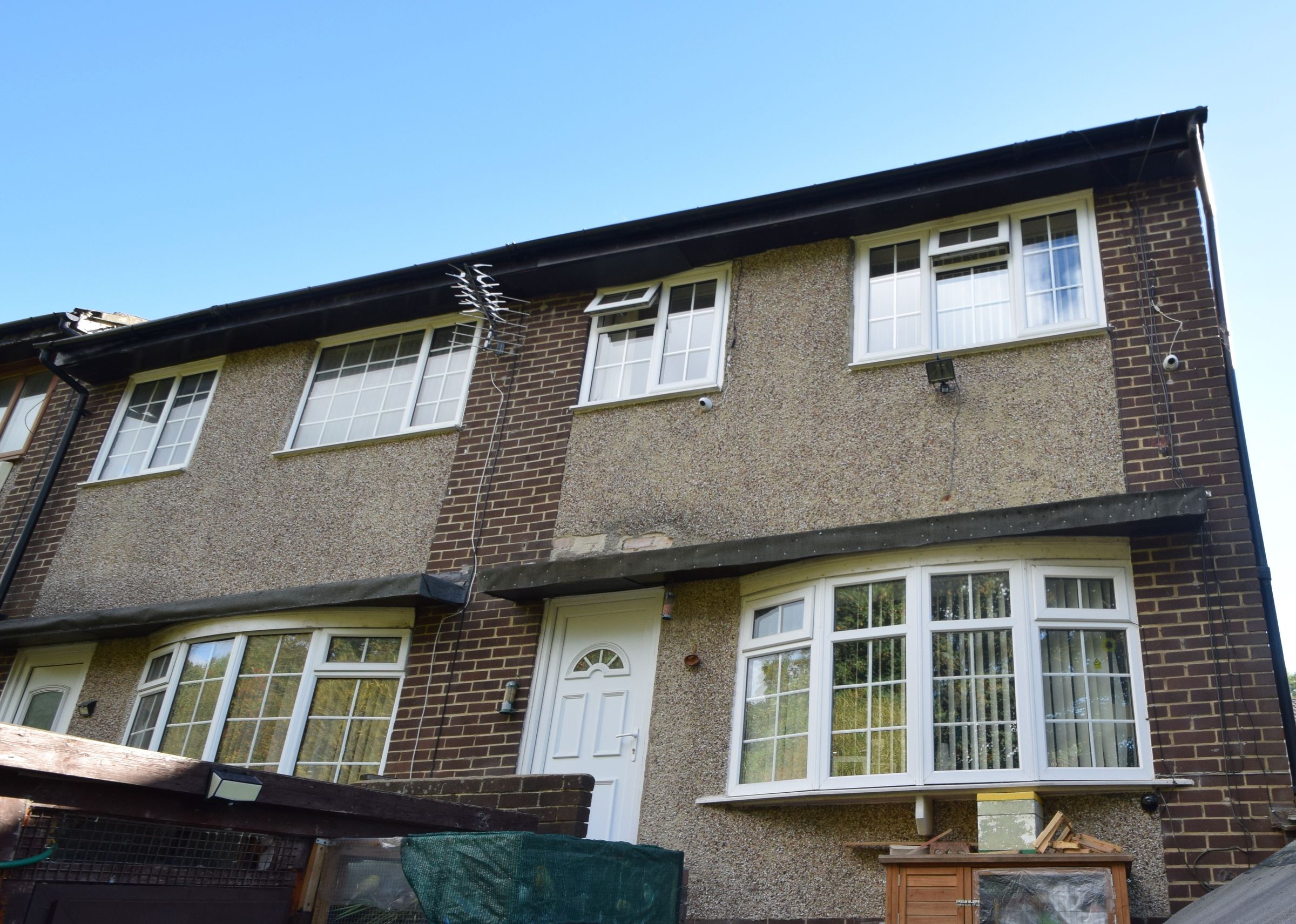 3 bed end terrace house for sale in St Laurences Close, Bradford, West