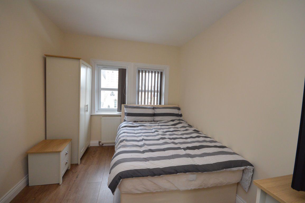 Room to rent in Faringdon Road, Swindon SN1 Zoopla