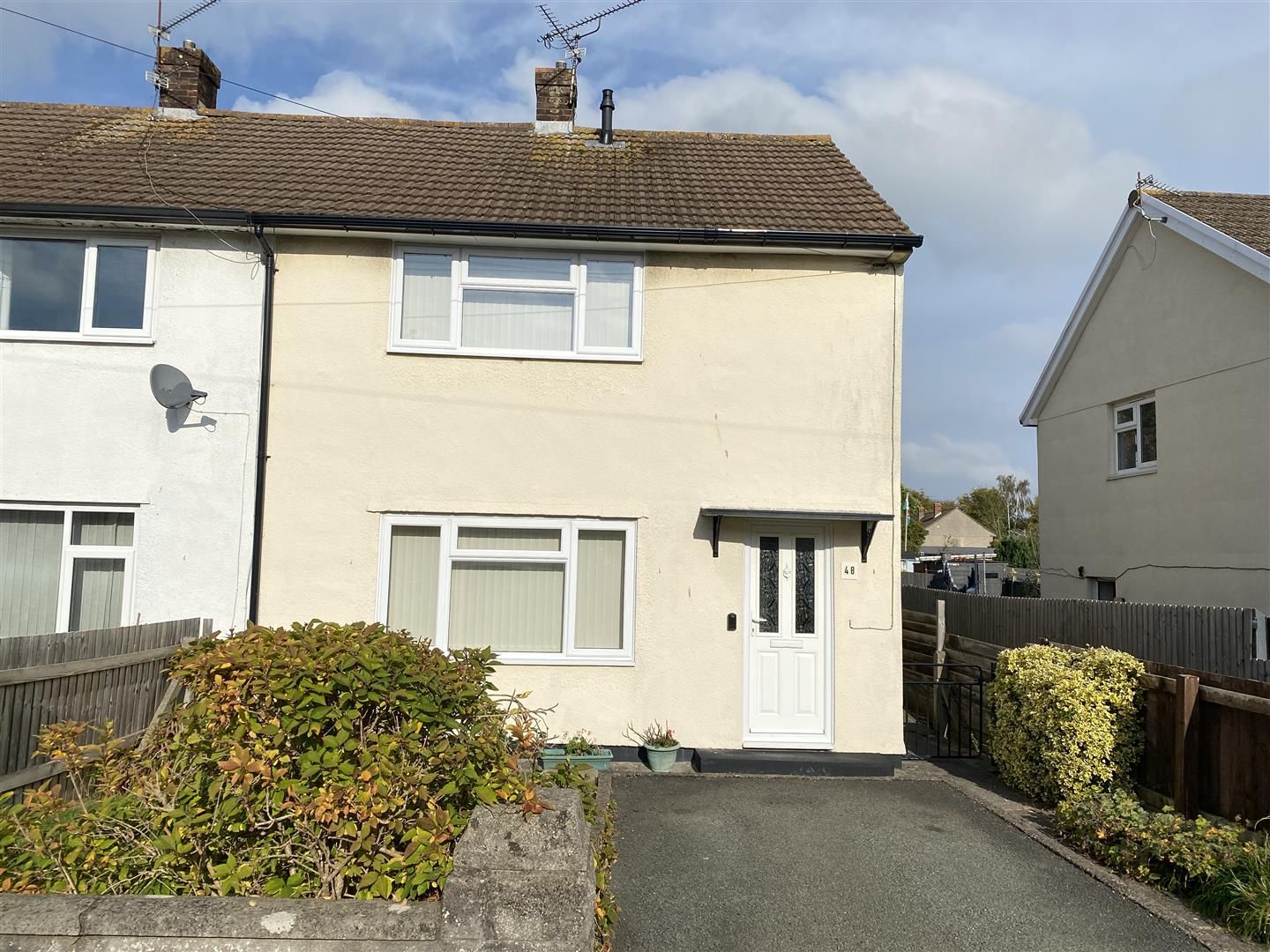 2 bed semidetached house for sale in Channel View, Bulwark, Chepstow