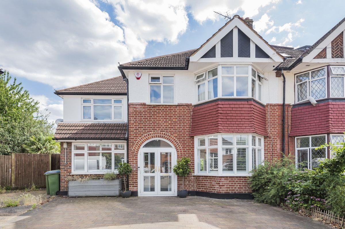 5 bed semidetached house for sale in Kidbrooke Park Road, London SE3