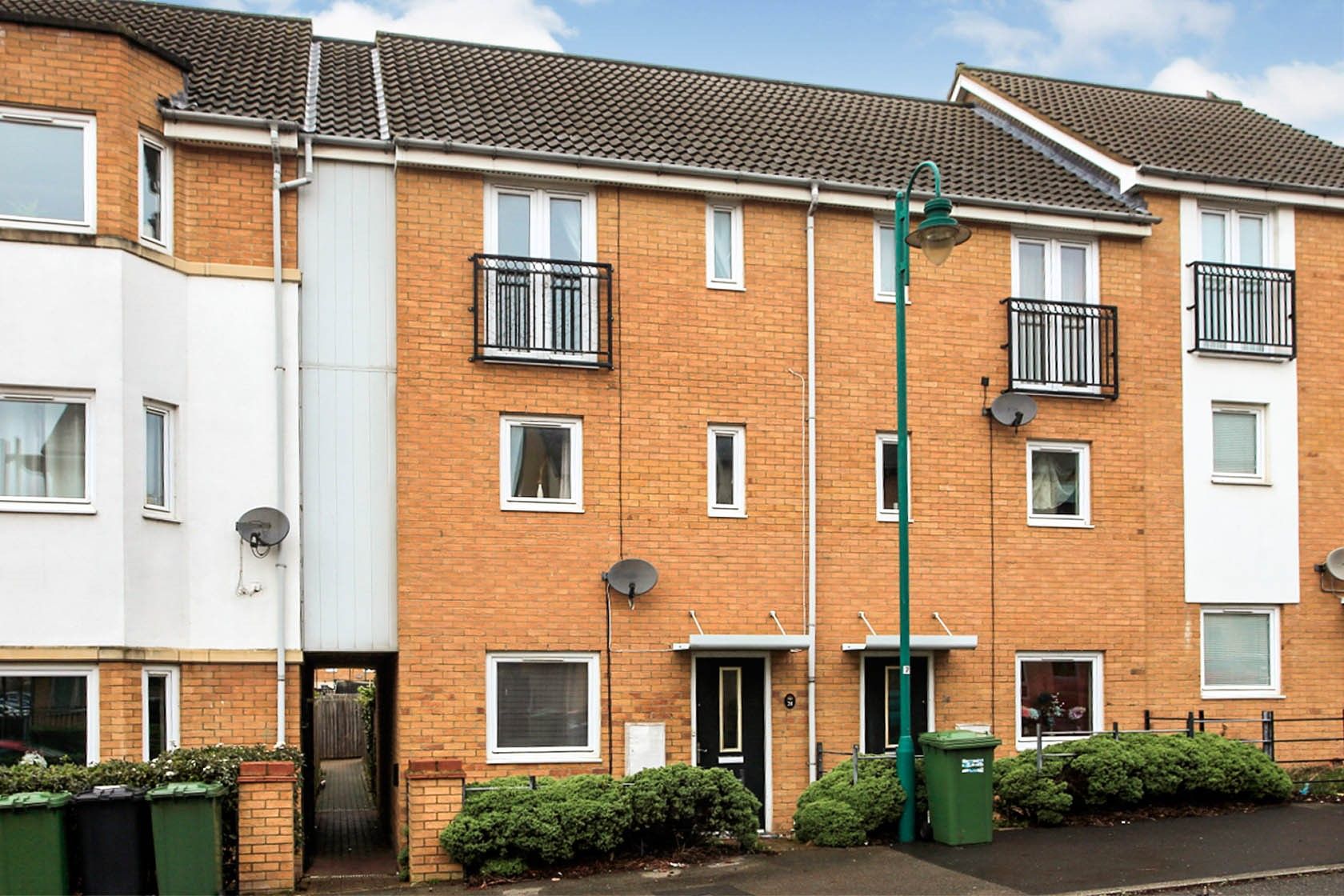 4 bed end terrace house for sale in Lakeview Way, Hampton Centre