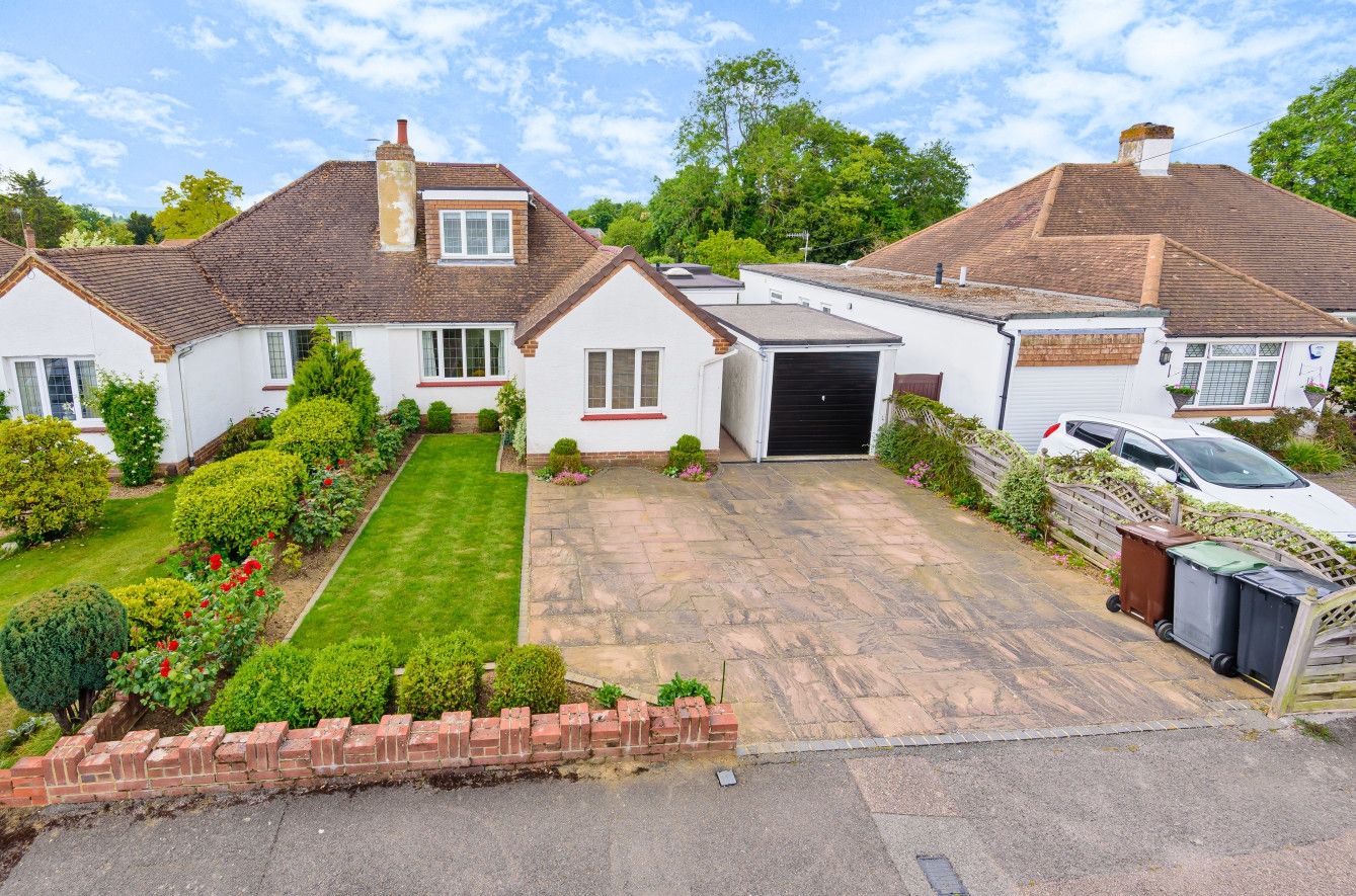 3 bed bungalow for sale in Orchard Drive, Tonbridge TN10 Zoopla