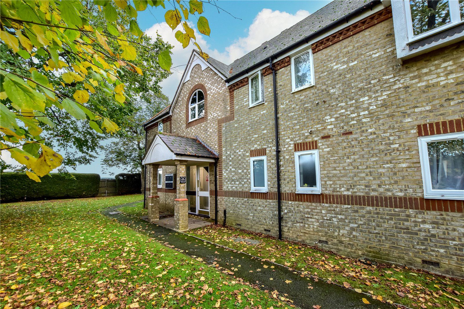 1 bed flat for sale in Norbury Avenue, Watford, Hertfordshire WD24 Zoopla