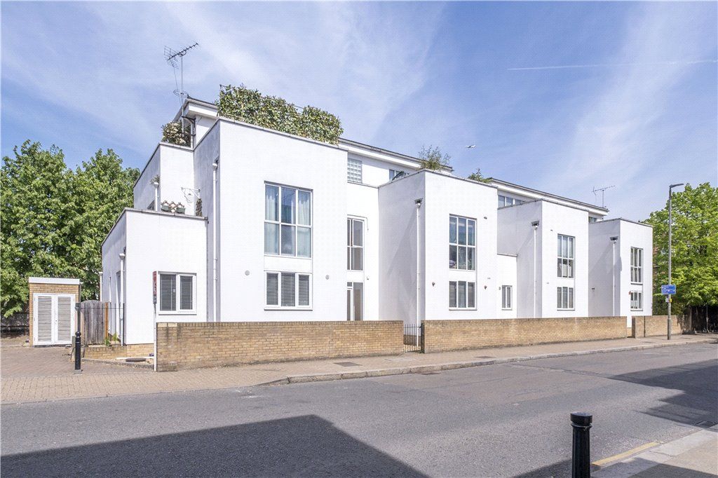 2 bed flat for sale in Penwith Road, London SW18 Zoopla