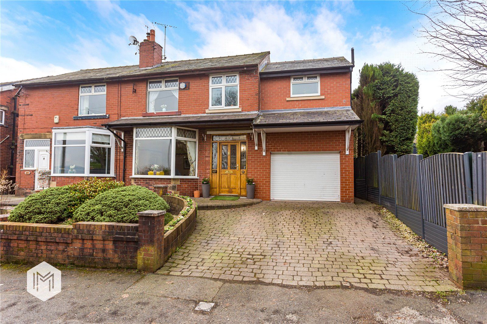 4 bed semidetached house for sale in Turton Road, Tottington, Bury