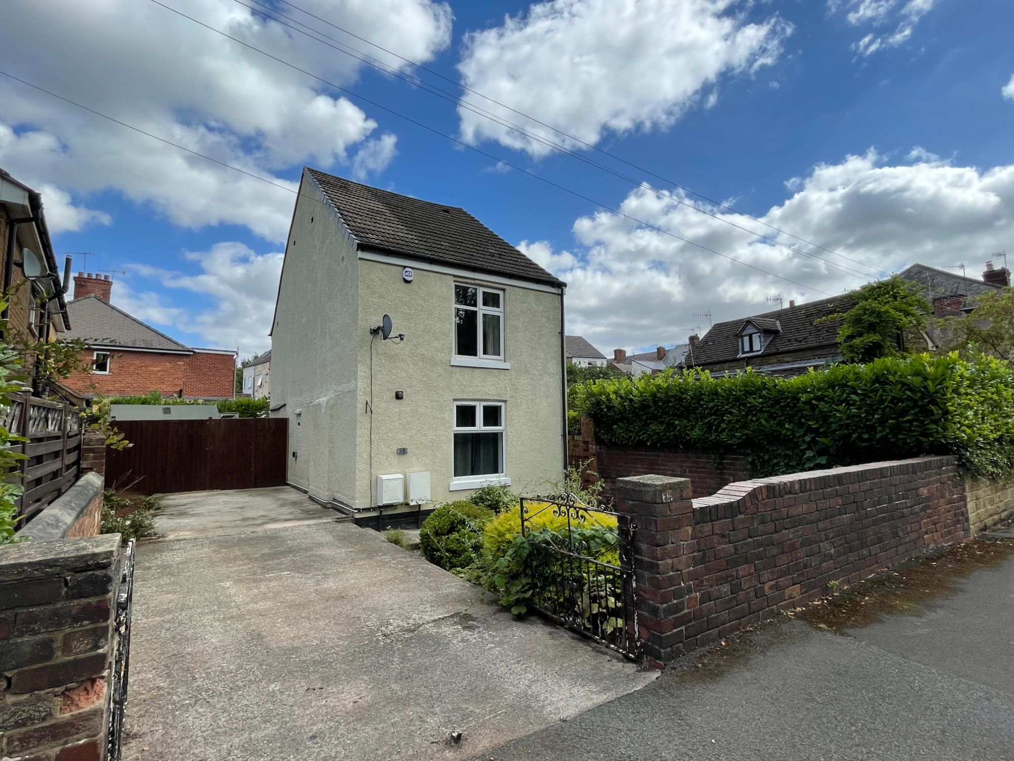 2 bed detached house for sale in Hasland Road, Hasland, Chesterfield