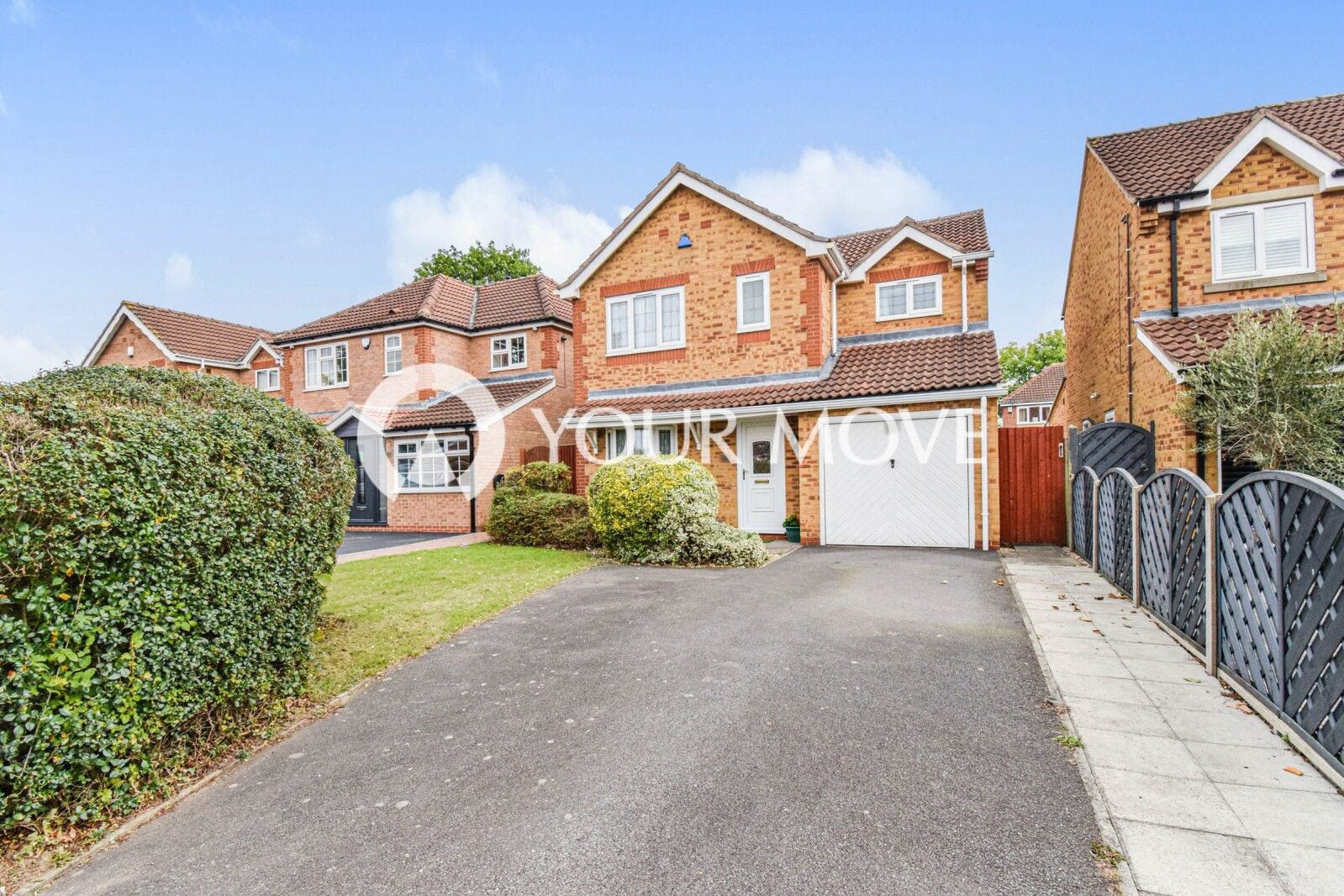 4 bed detached house for sale in Wheatfield Close, Glenfield, Leicester