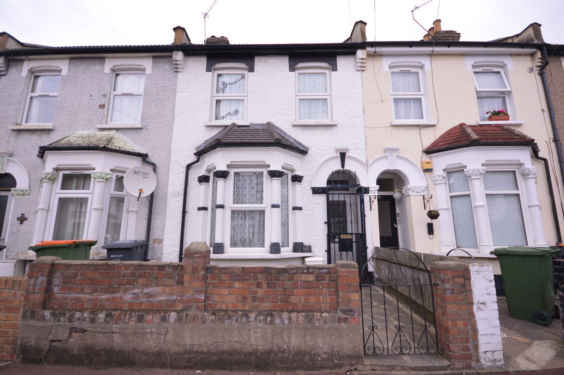 3 bed terraced house for sale in Compton Avenue, London E6 Zoopla