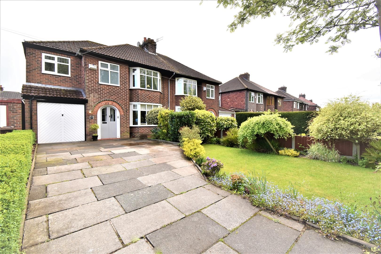 4 bed semidetached house for sale in Manchester Road, Tyldesley