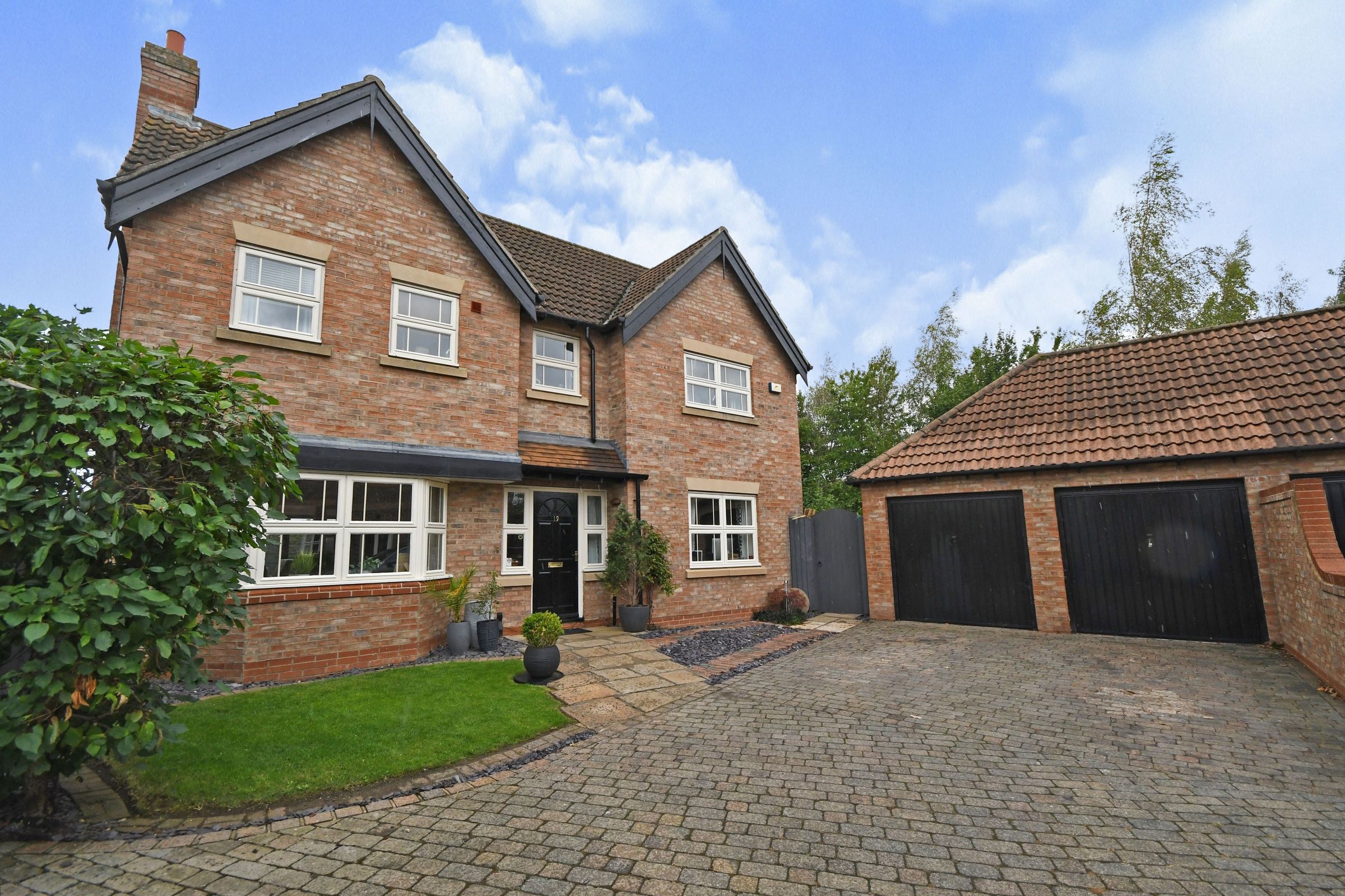 5 bed detached house for sale in St. Botolphs Gate, Saxilby, Lincoln