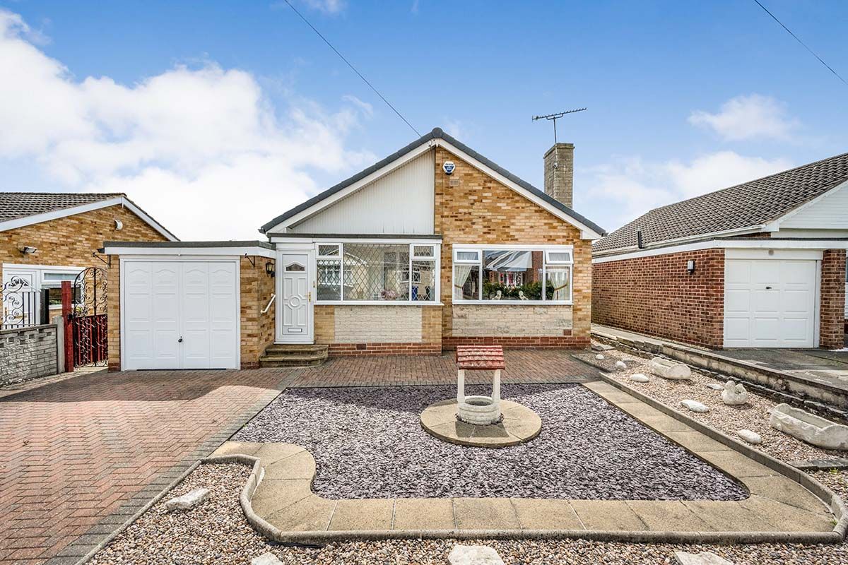 2 bed bungalow for sale in Lavenham Place, Skellow, Doncaster DN6 Zoopla