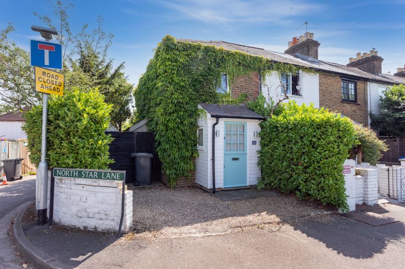 2 bed terraced house for sale in Westborough Road, Maidenhead SL6 Zoopla