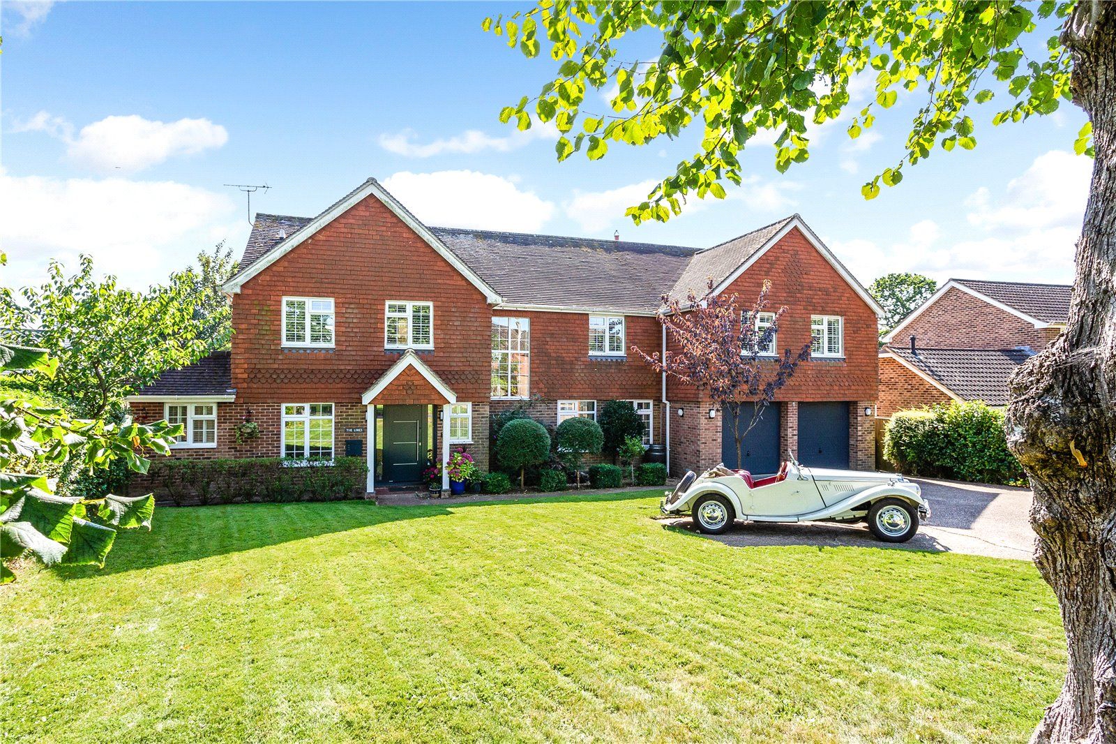 5 bed detached house for sale in Manor Drive, Cuckfield, Haywards Heath