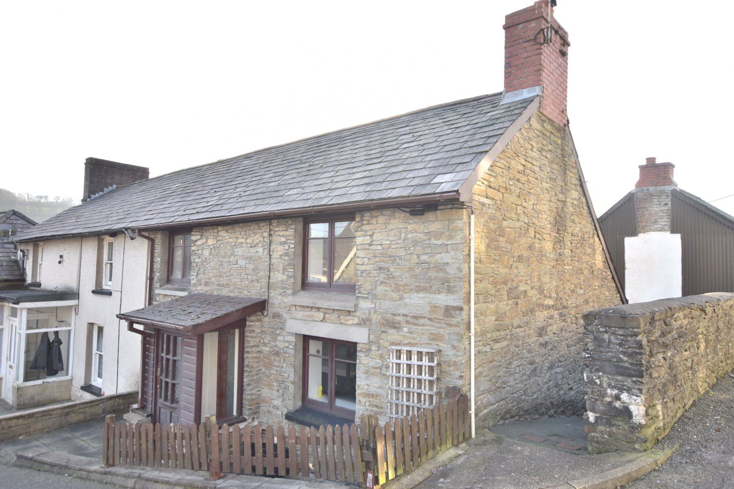 2 bed end terrace house for sale in Barley Mow, Llandysul, Ceredigion