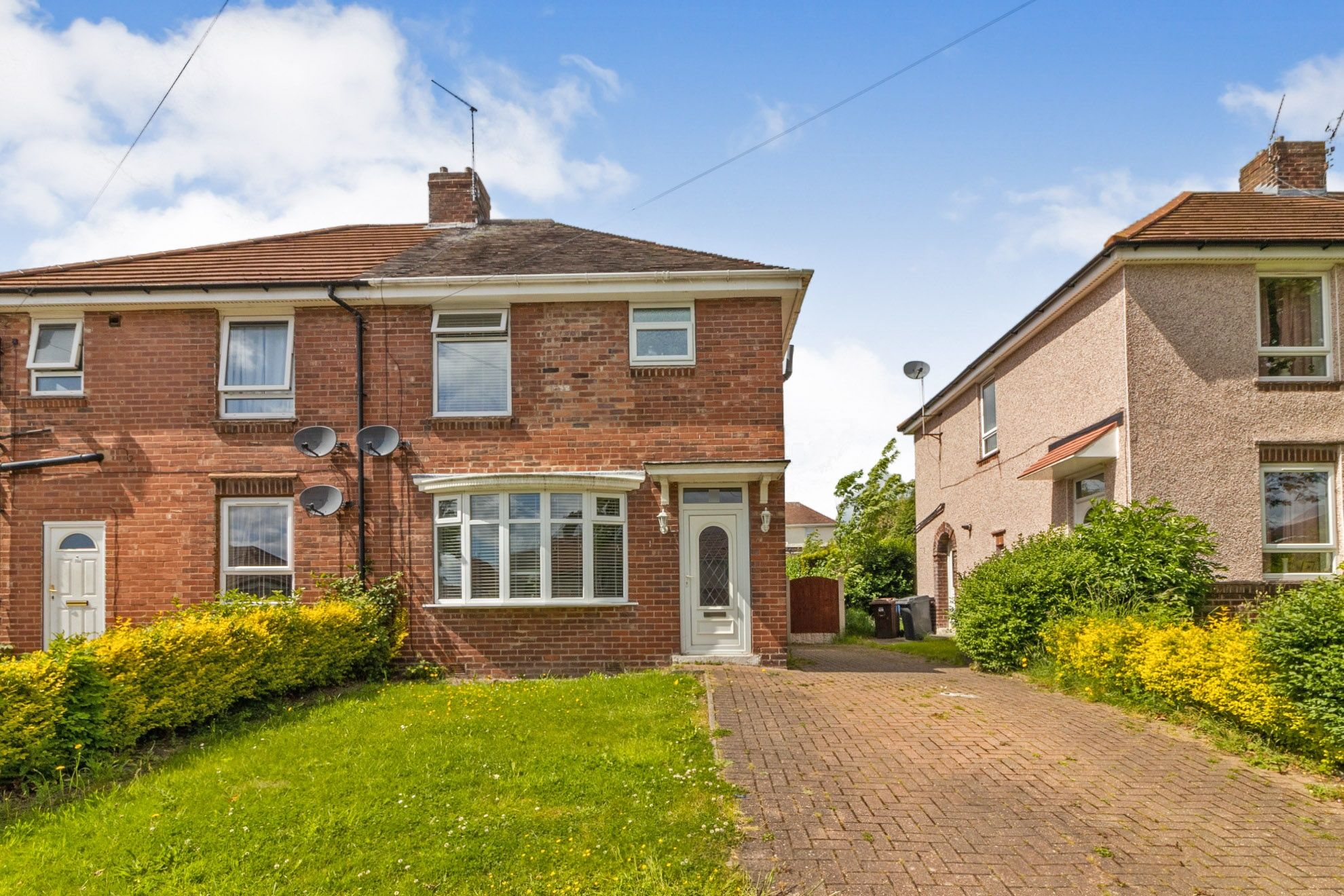 3 bed semidetached house for sale in Wisewood Avenue, Sheffield, South