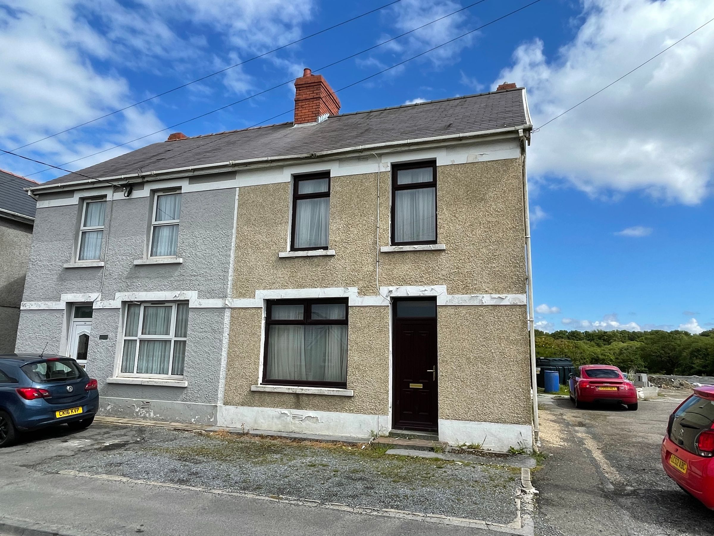 3 bed semidetached house for sale in Cross Hands Road, Gorslas