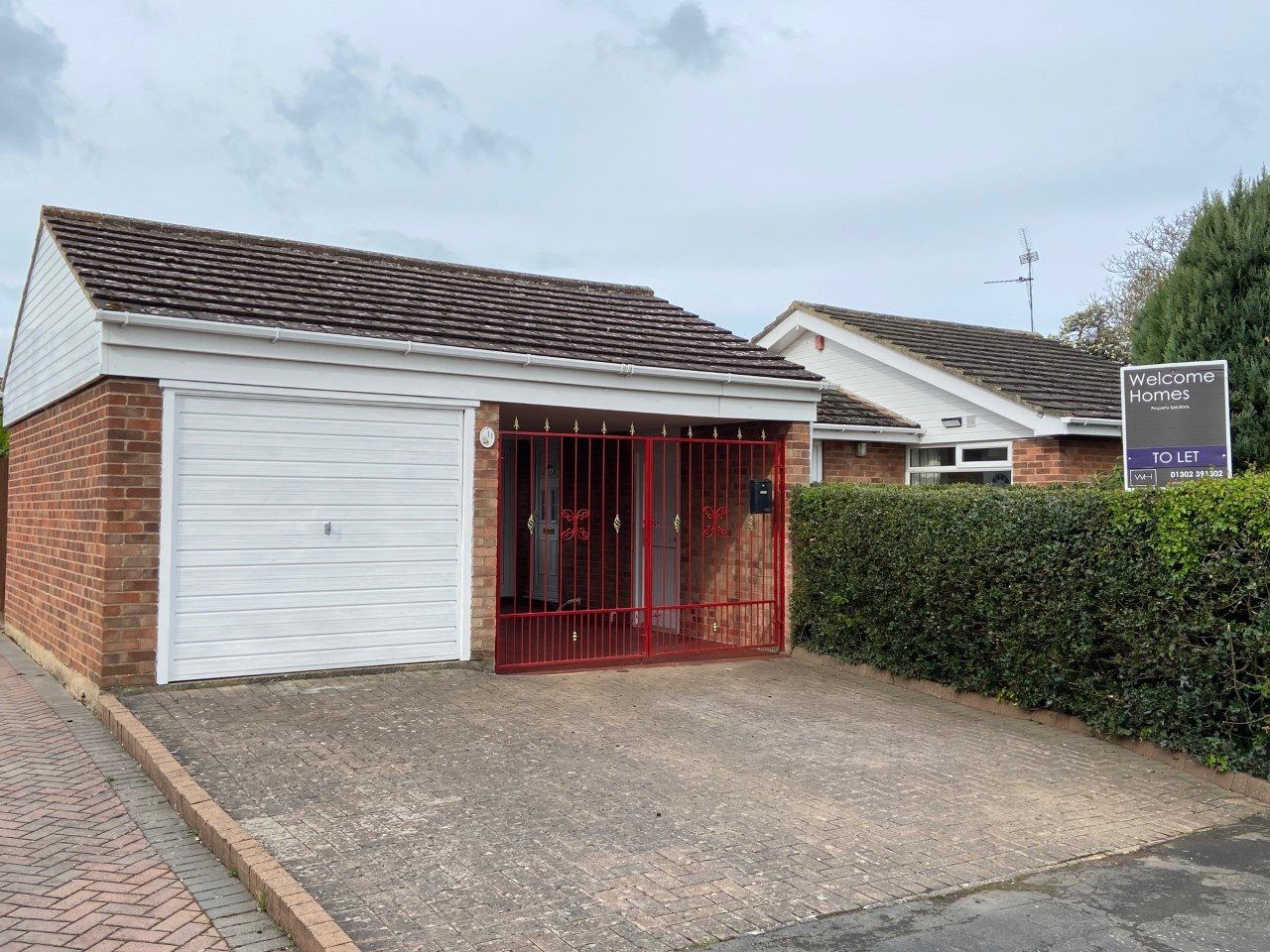 2 bed bungalow to rent in Carlton Close, Branton, Doncaster DN3 Zoopla