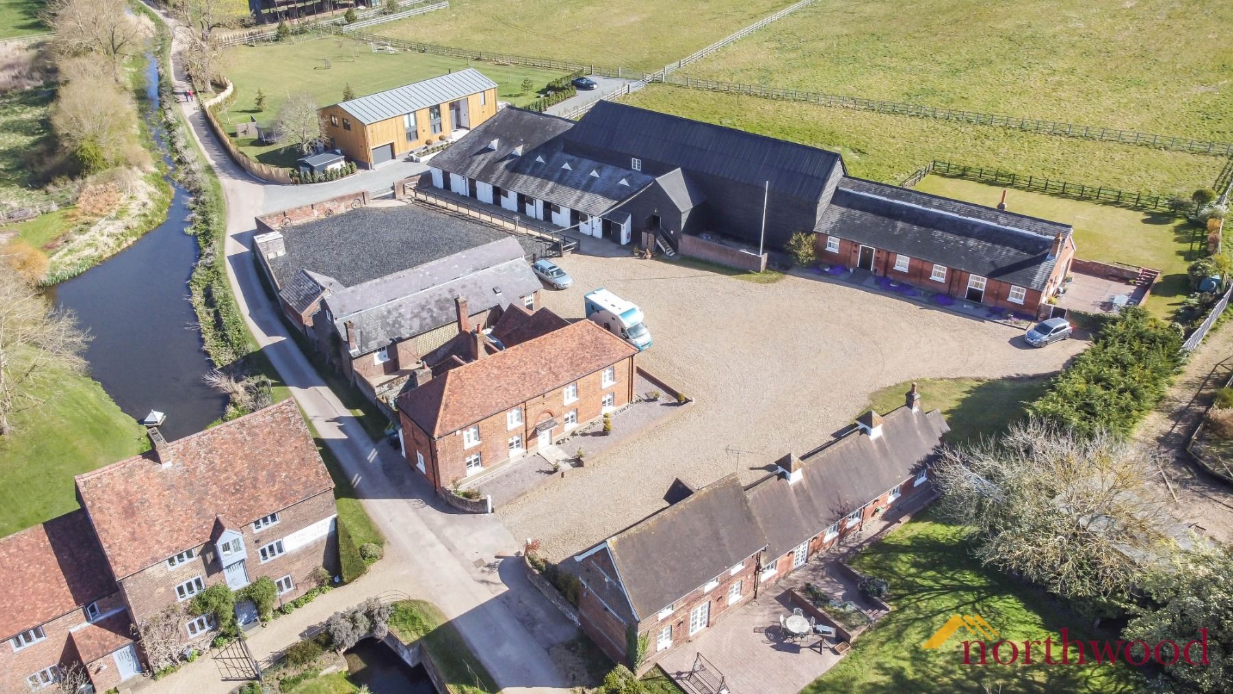 8 bed farmhouse for sale in Redbourn Road, St Albans AL3 Zoopla