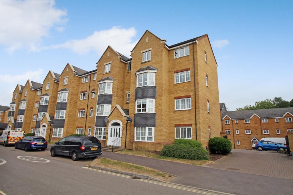2 bed flat for sale in Henley Road, Bedford MK40 Zoopla
