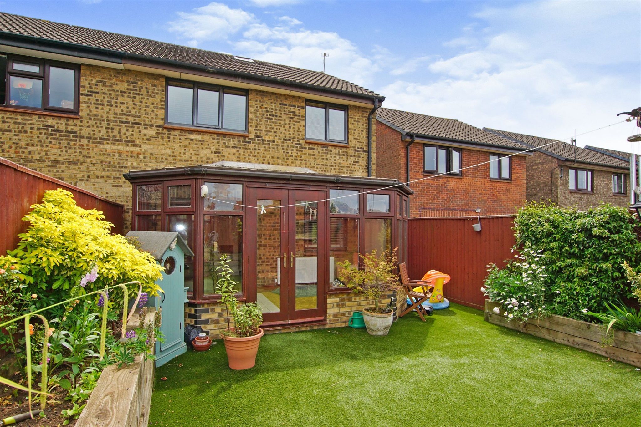 3 bed semidetached house for sale in Hampden Close, Yate, Bristol BS37