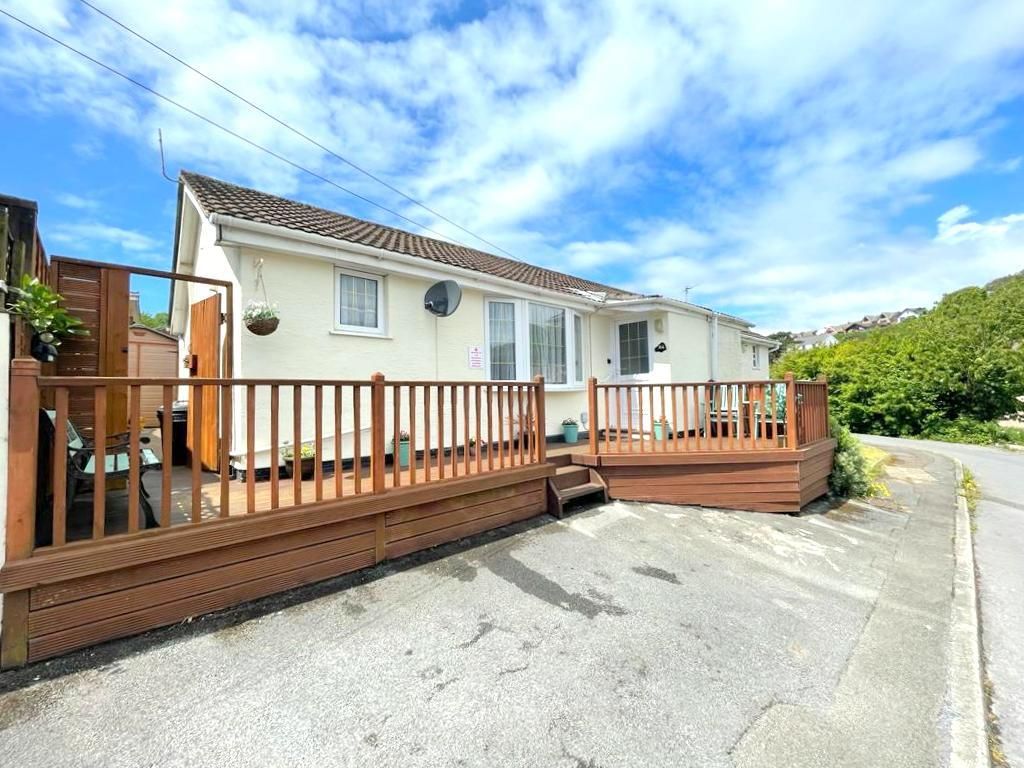 2 bed semidetached bungalow for sale in Sealands Drive, Mumbles