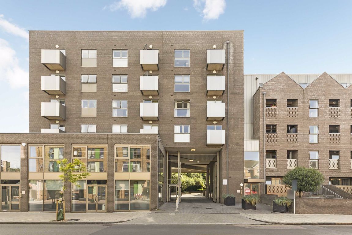 1 bed flat to rent in Bedford Road, London SW4 Zoopla