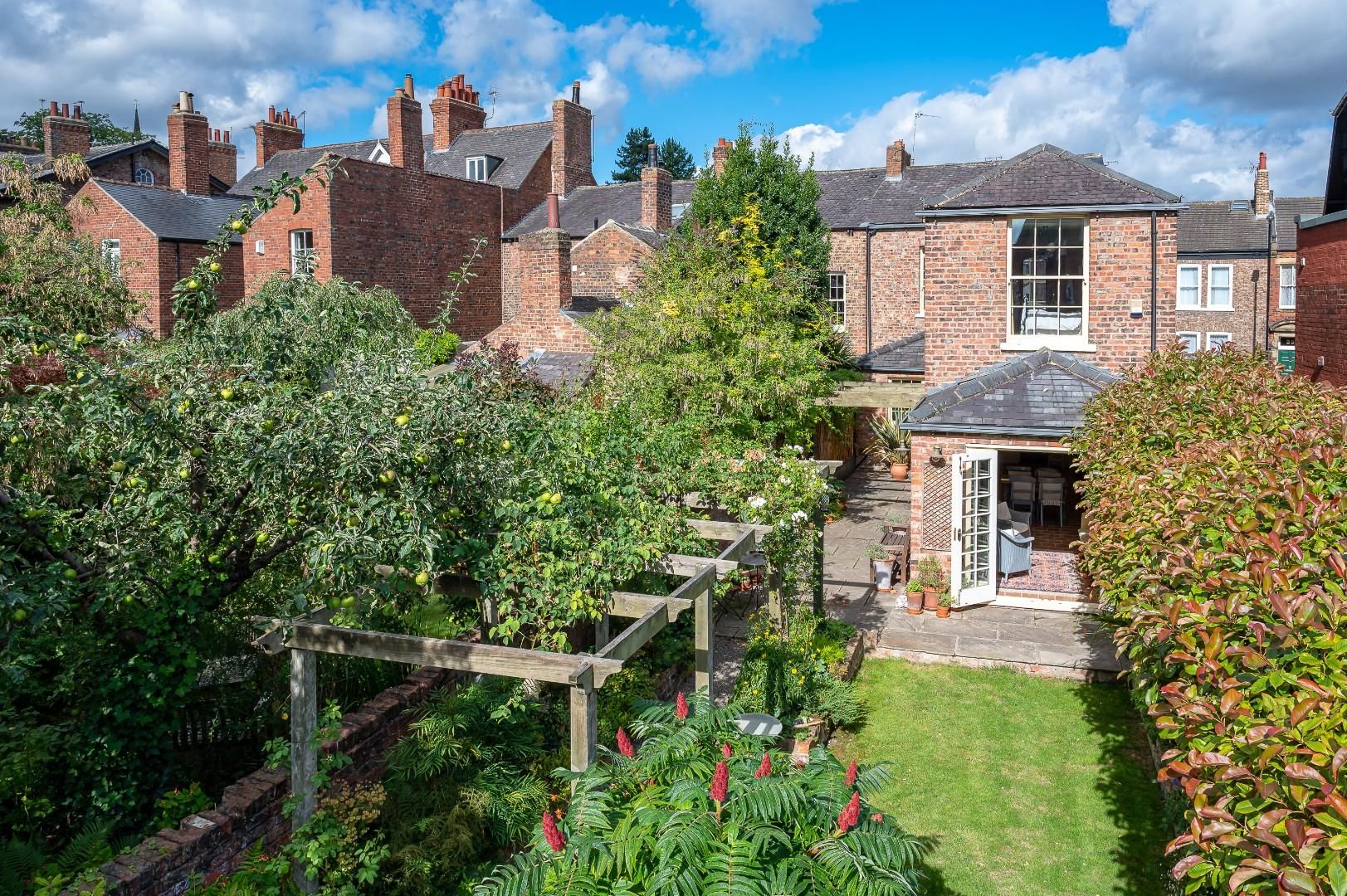4 bed end terrace house for sale in Burton Stone Lane, York YO30 Zoopla