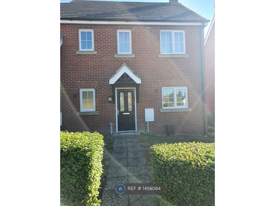 1 bed flat to rent in Clermont Avenue, Sudbury CO10 Zoopla