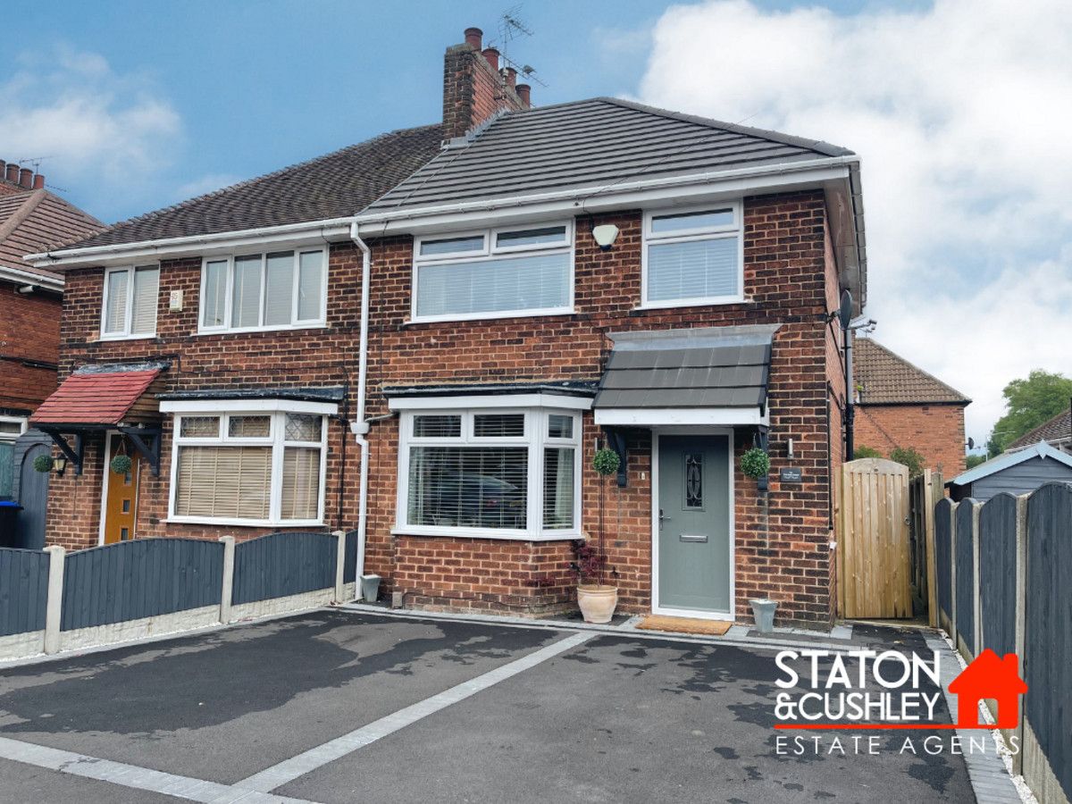 3 bed semidetached house for sale in Maundale Avenue, Sutton In