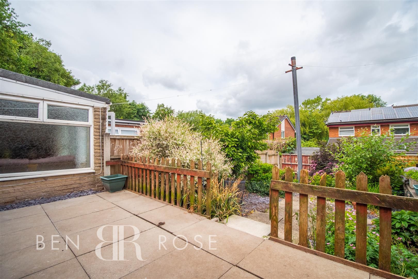 2 bed semidetached bungalow for sale in Carr Field, Bamber Bridge