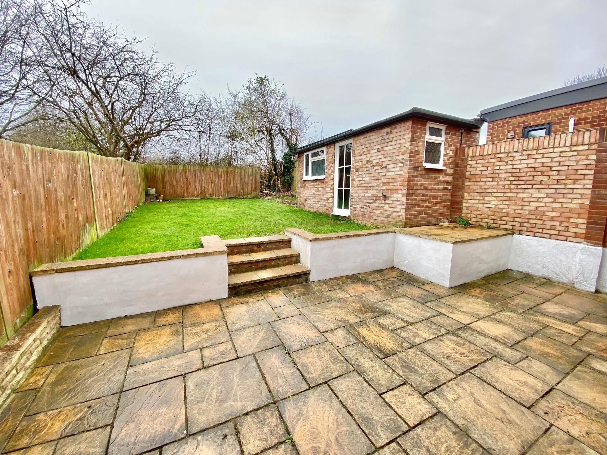 4 bed property to rent in Creighton Avenue, St.Albans AL1 Zoopla