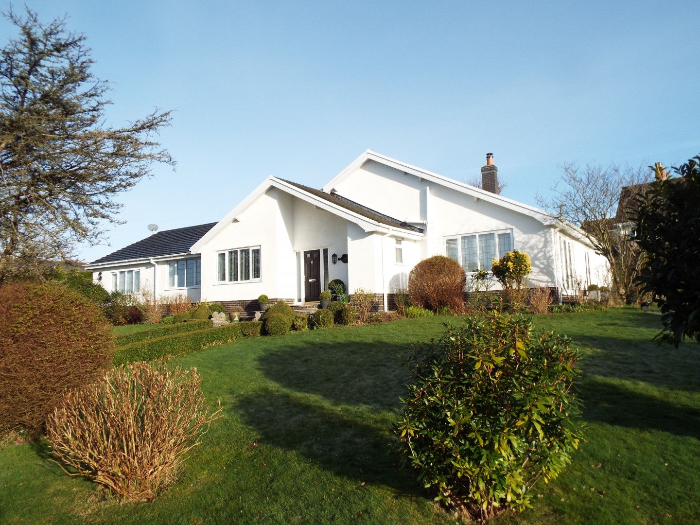 4 bed detached house for sale in Moles Retreat, 7 Church Meadow