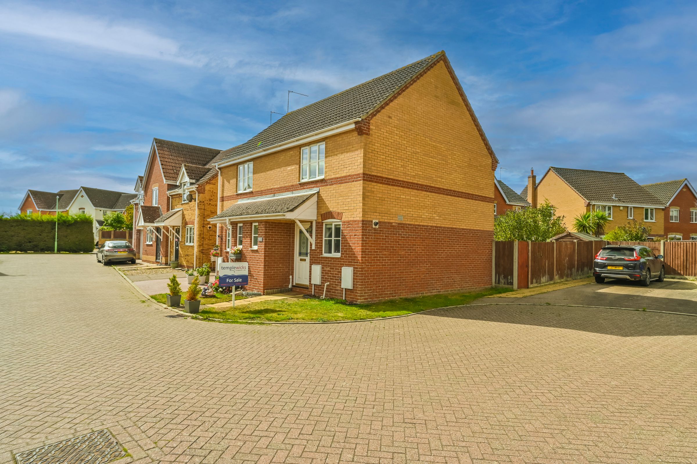 Houses For Sale Worlingham at Syble Froelich blog