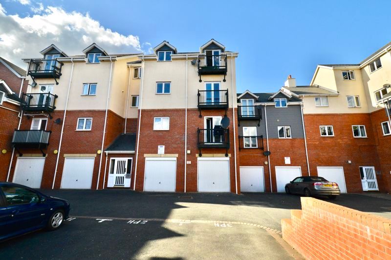 2 bed flat for sale in Mill Street, Evesham WR11 Zoopla